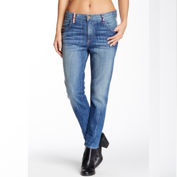 New! WILDFOX Marissa Spellbound Boyfriend Jeans Size 25 - Picture 3 of 9